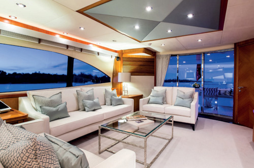 M/Y Impulse luxury yacht room