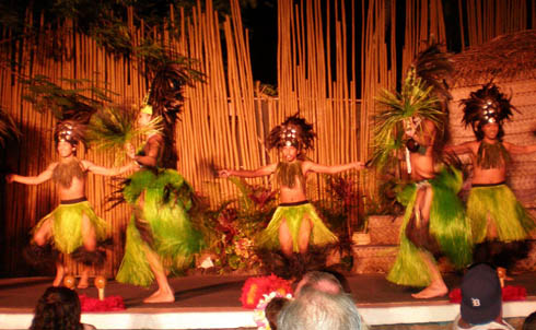 Myths of Maui - Luau dance - Royal Lahaina Resort