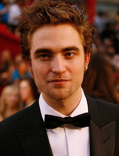 robert pattinson new moon movie. Robert Pattinson