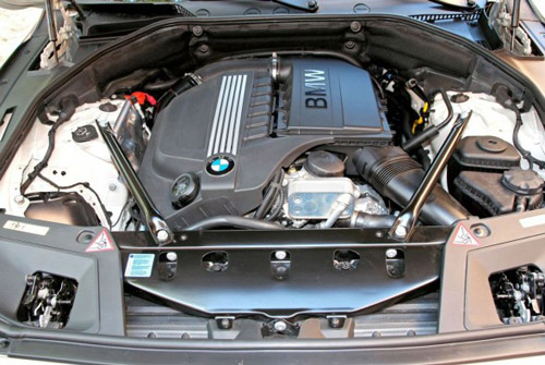 2010 BMW 5-series engine