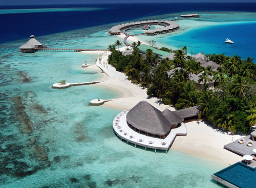 Luxury Huvafen Fushi resort hotel - Maldives