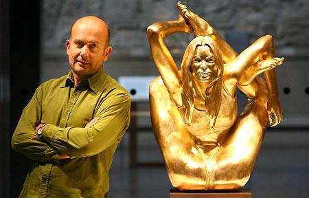 $2.7 Million Gold Statue - Kate Moss Loves It