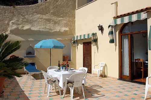 Posi​tano Village patio - house for sale