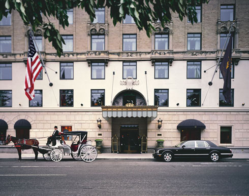 Ritz-Carlton horse carriage