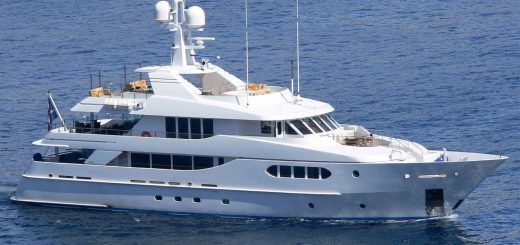 Luxury Yacht "Perle Bleue" For Sale
